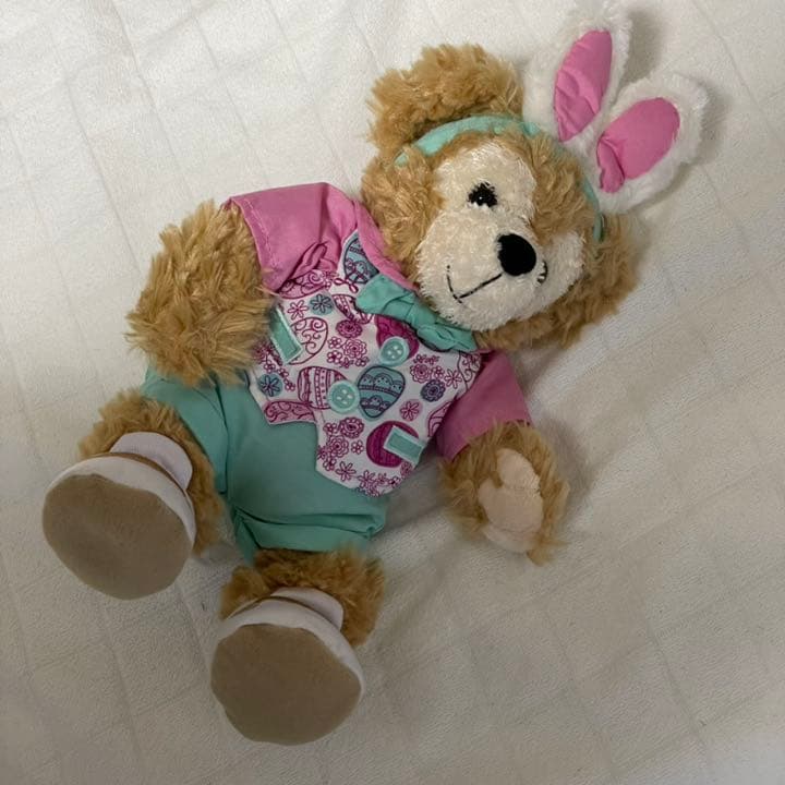 卯年に！香港ディズニーランドダッフィーシェリーメイ　イースター限定SSぬいぐるみ