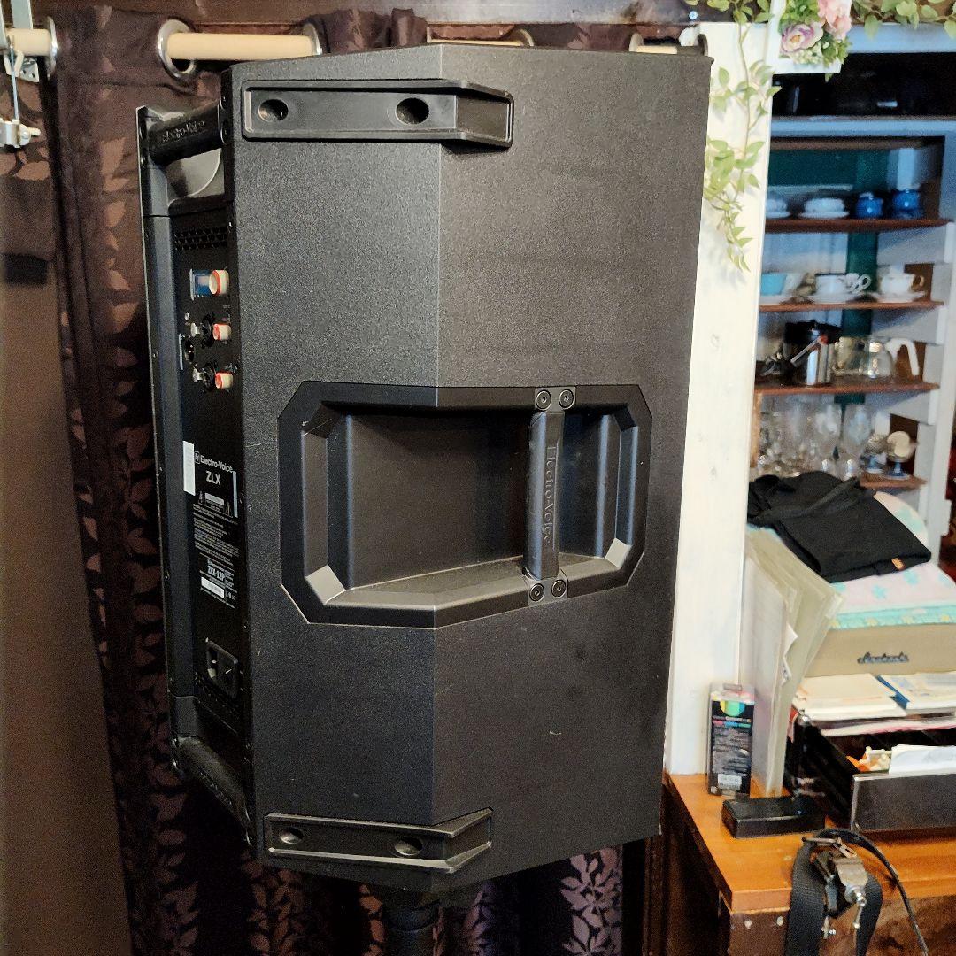 ElectroボイスZLX12Pパワードスピーカー中古品マイクと3脚付き