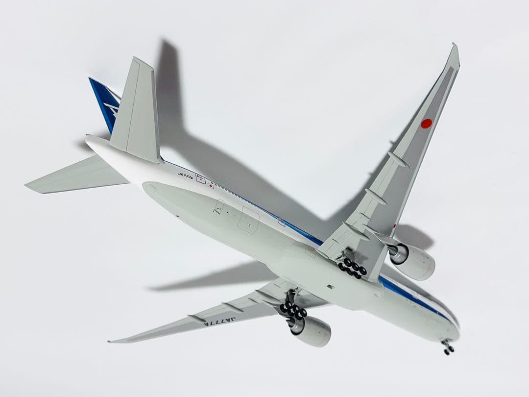 全日空商事 1/200 B777-300ER ANA NH20017