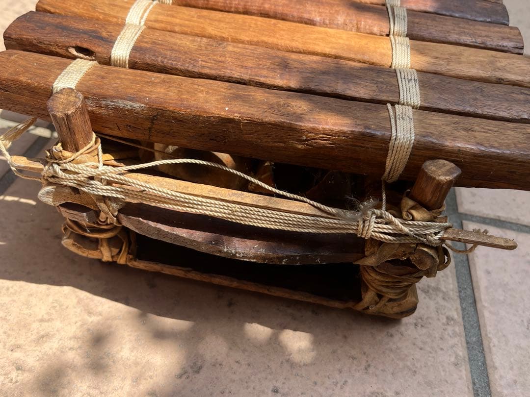 アフリカ　セネガル産　本格バラフォン　格安出品！