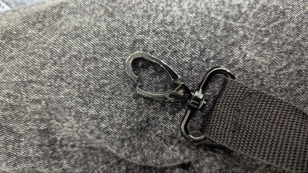 Sadowsky ME21 5弦 アンプラグ2、ケース付き