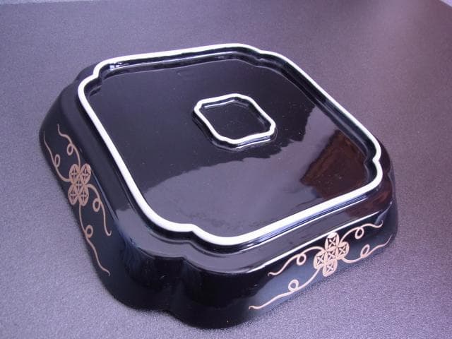 金彩黒地エナメル　角皿　装飾大皿　菓子鉢　エッチング　手書き　アンティーク　骨董