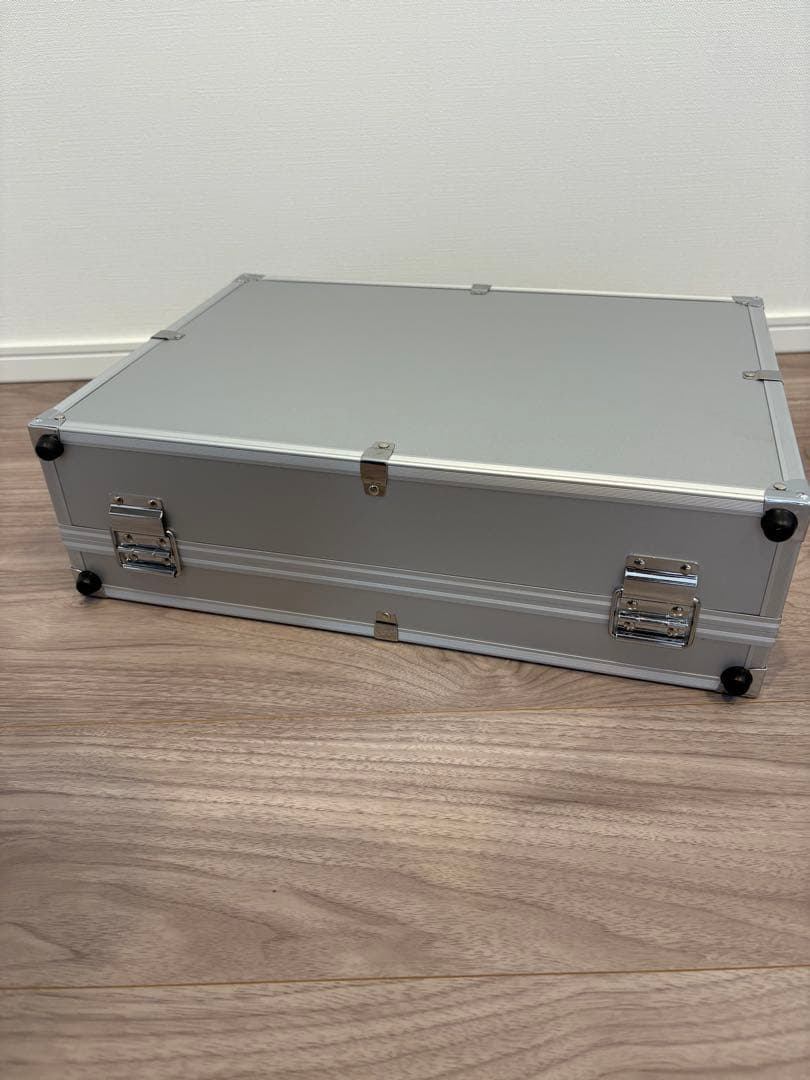 TOYGER CEO Storage アタッシュケース シルバー