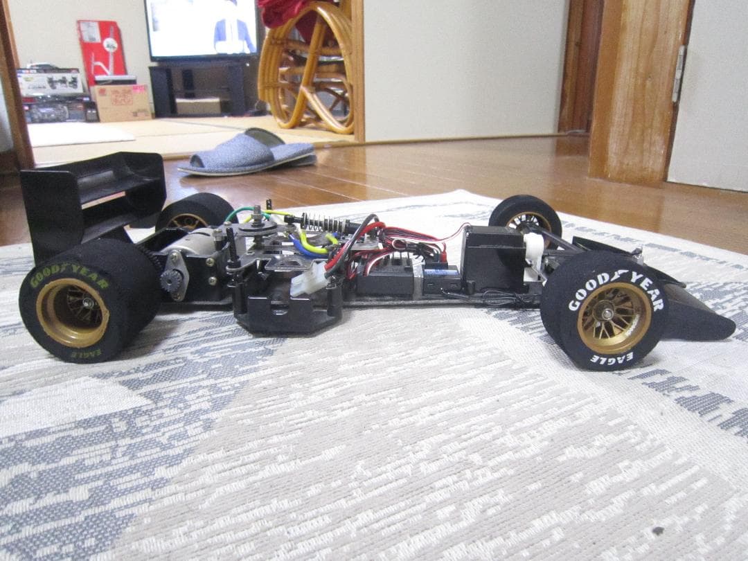 く*う様 1/10 タミヤ F103 フルメカ F1ラジコンカー TAMIYA