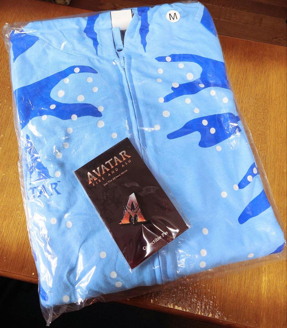 ★アバター：ファイヤー・アンド・アッシュ　リバーシブルパーカー ピンバッジ★