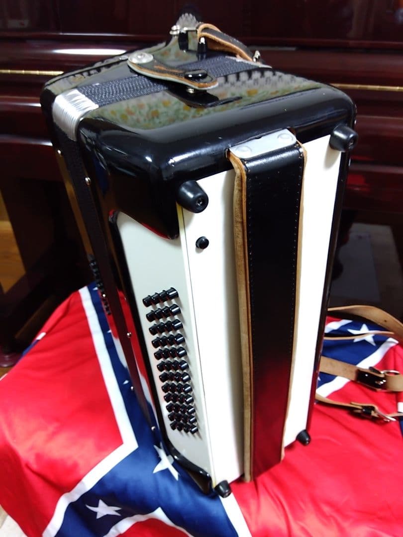 【即演奏可】YAMAHA YA-48アコーディオン独奏用高級モデル整備簡易調律済