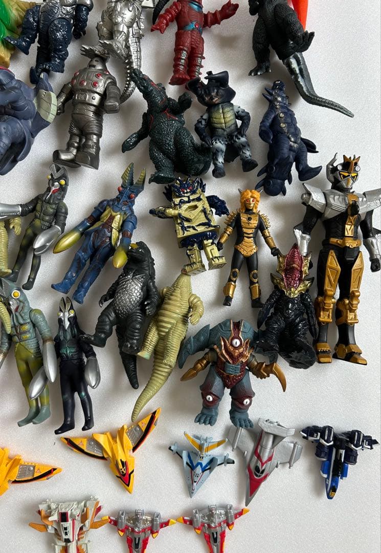 ソフビ　107体　まとめ売り　ウルトラマン　怪獣