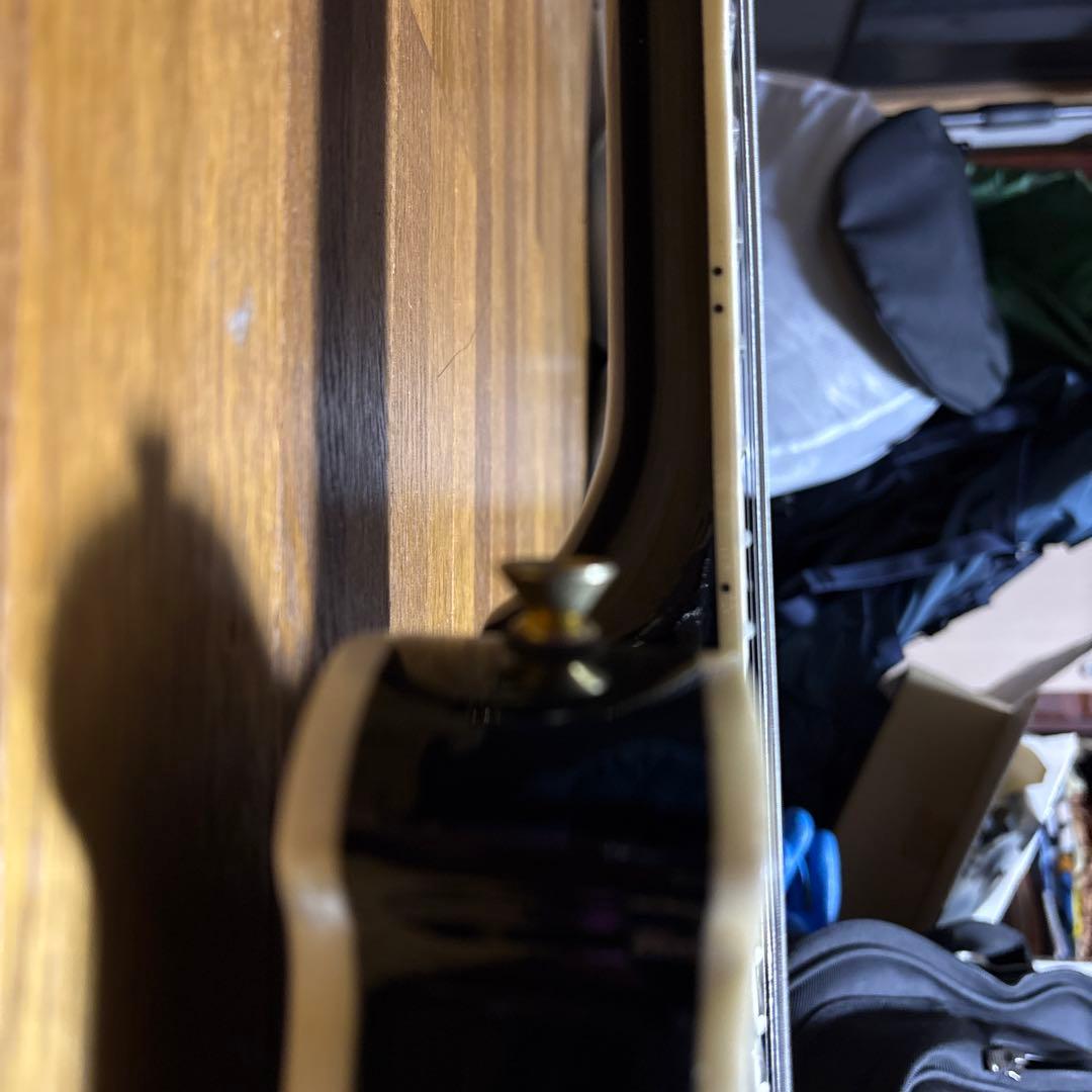 Fernandes MV-480HTレプリカ　コンプレックス　布袋モデル