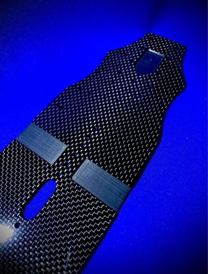 AXON TC10/3 用　カーボンシャーシ RC 蕨山Carbon