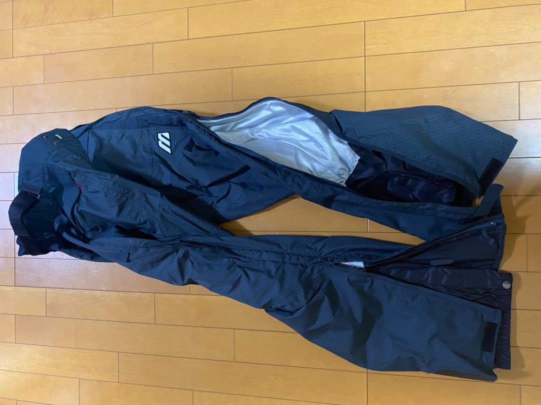 ミズノ　ブレスサーモ　スキーウエア　上下セット　Oサイズ　スバル日本代表　美中古