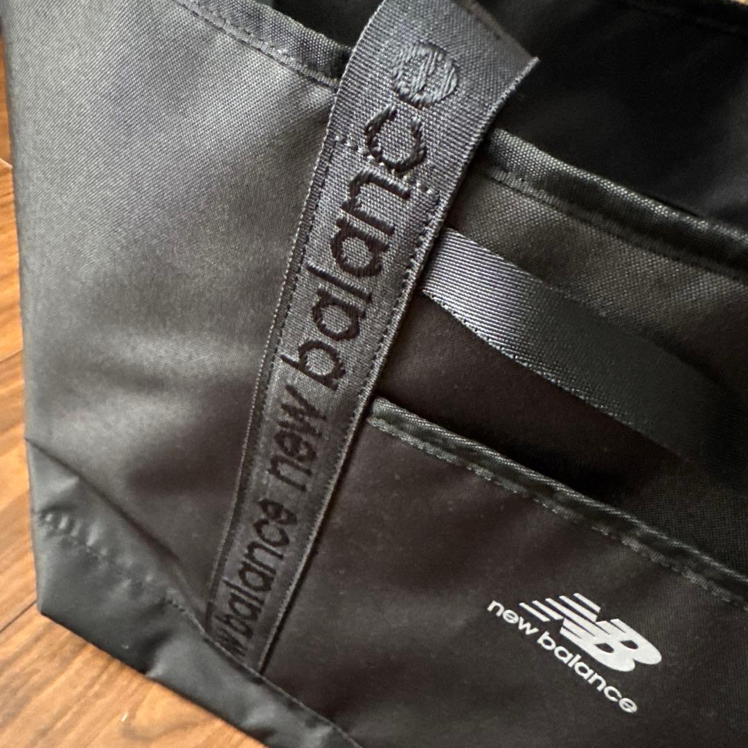 new balance トートバッグ