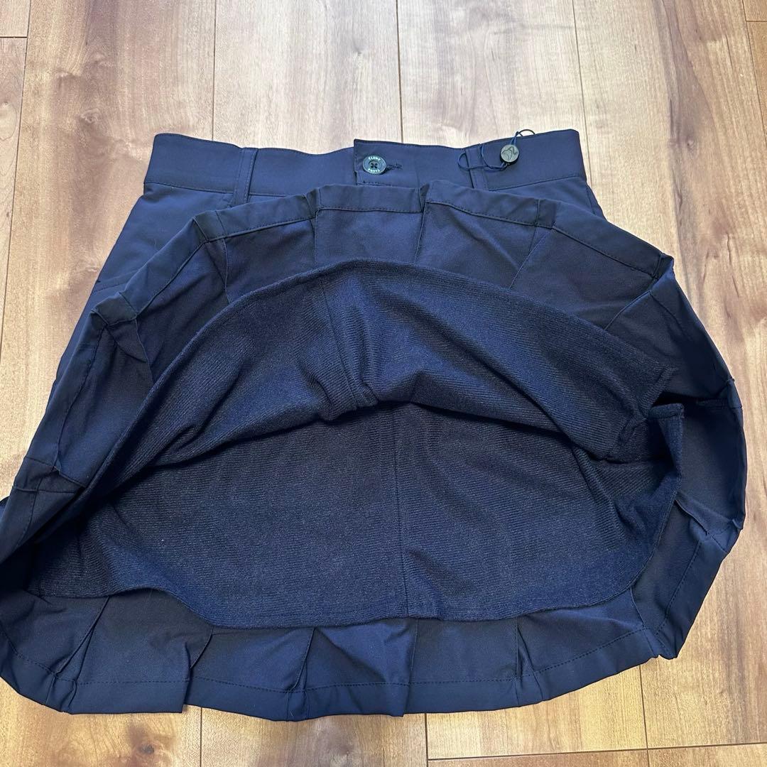 長袖　ハイネック　保温素材　プリーツスカート　セットアップ　春秋冬　ゴルフウェア