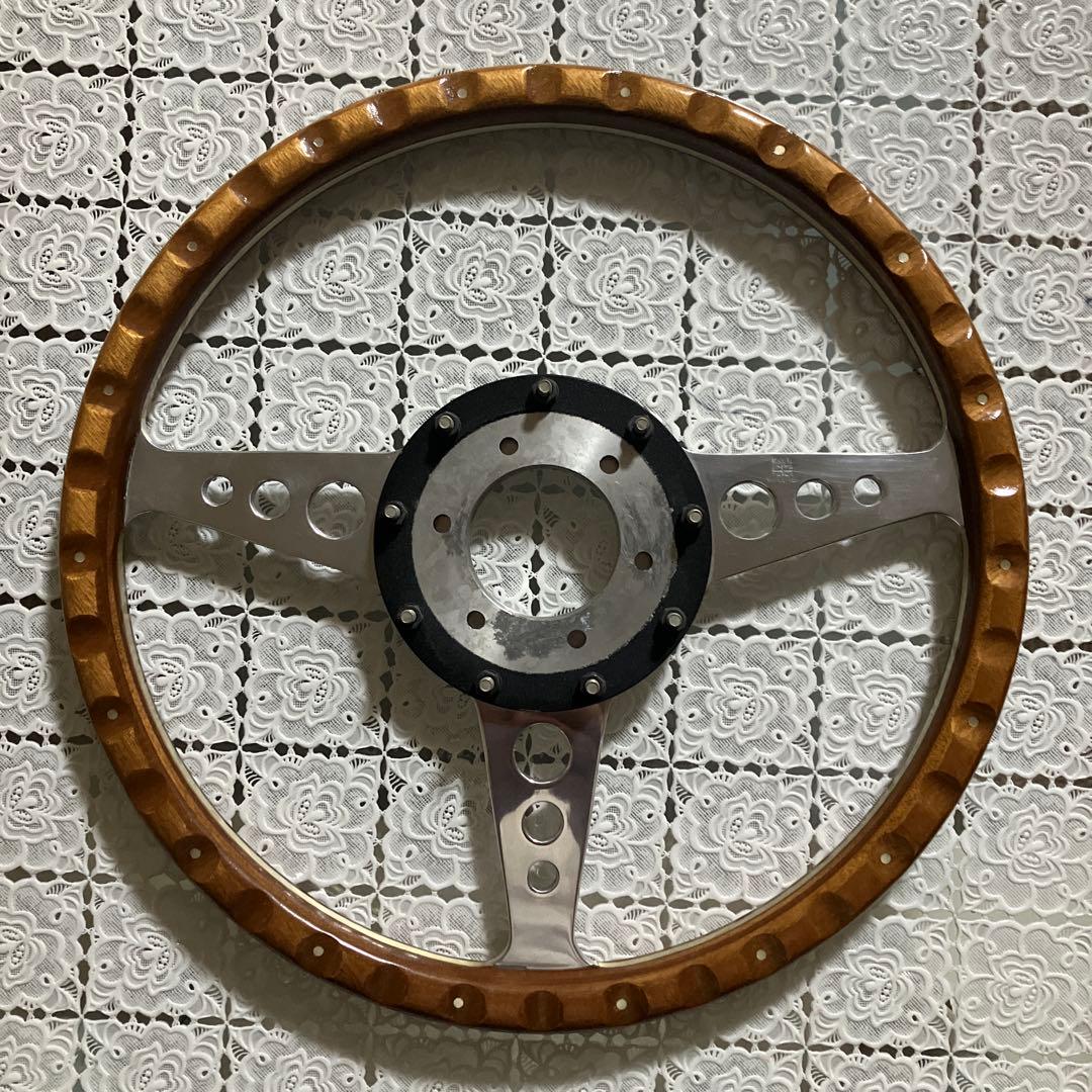 モトリタウッドステアリング