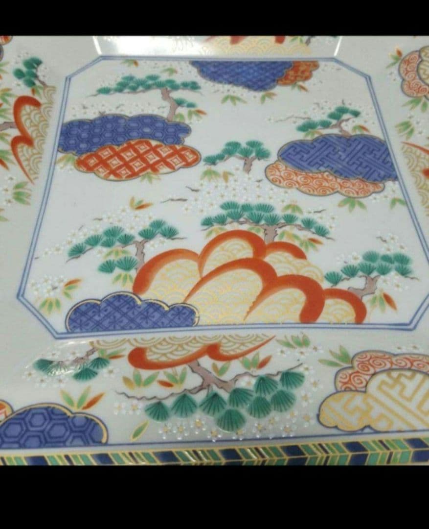 八角形 陶磁器皿 雲と花の模様有田　翔山　レア色絵