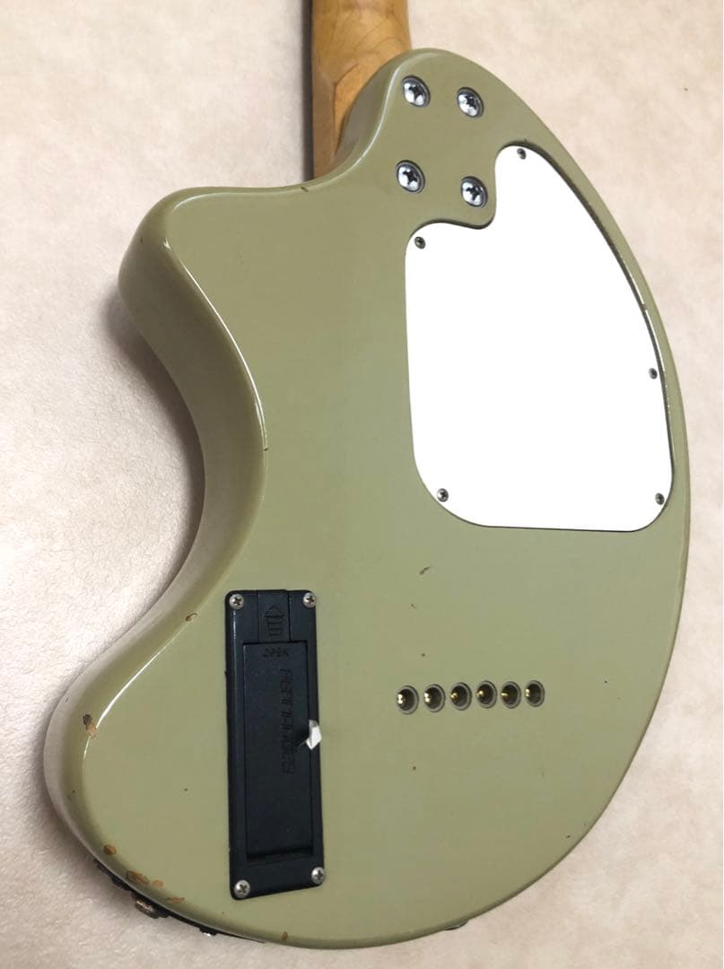 最終値下！！ZO-3 グレー アンプ内蔵ミニギター ヘッドフォン端子付き！！