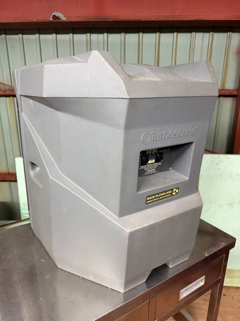 Turbosound Impact180 Passive 18” サブウーハー