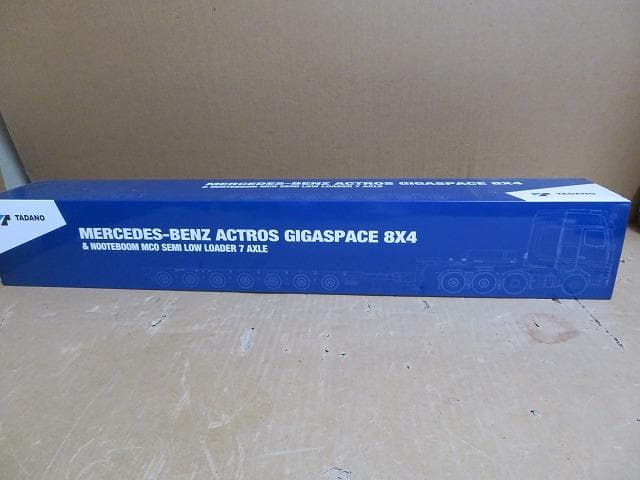 IMC 1/50 TADANO メルセデス 8x4 7ac Nooteboom