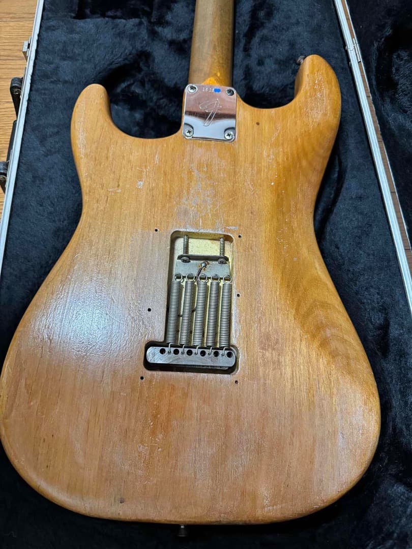 Fender Strato 1968年 元はオリンピックホワイト リフィニッシュ