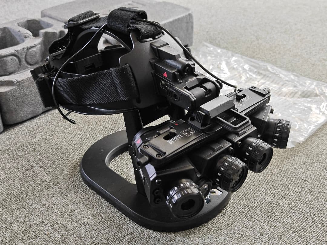 #セット# COD 四眼ナイトビジョン + L4G24マウント + ヘルメット