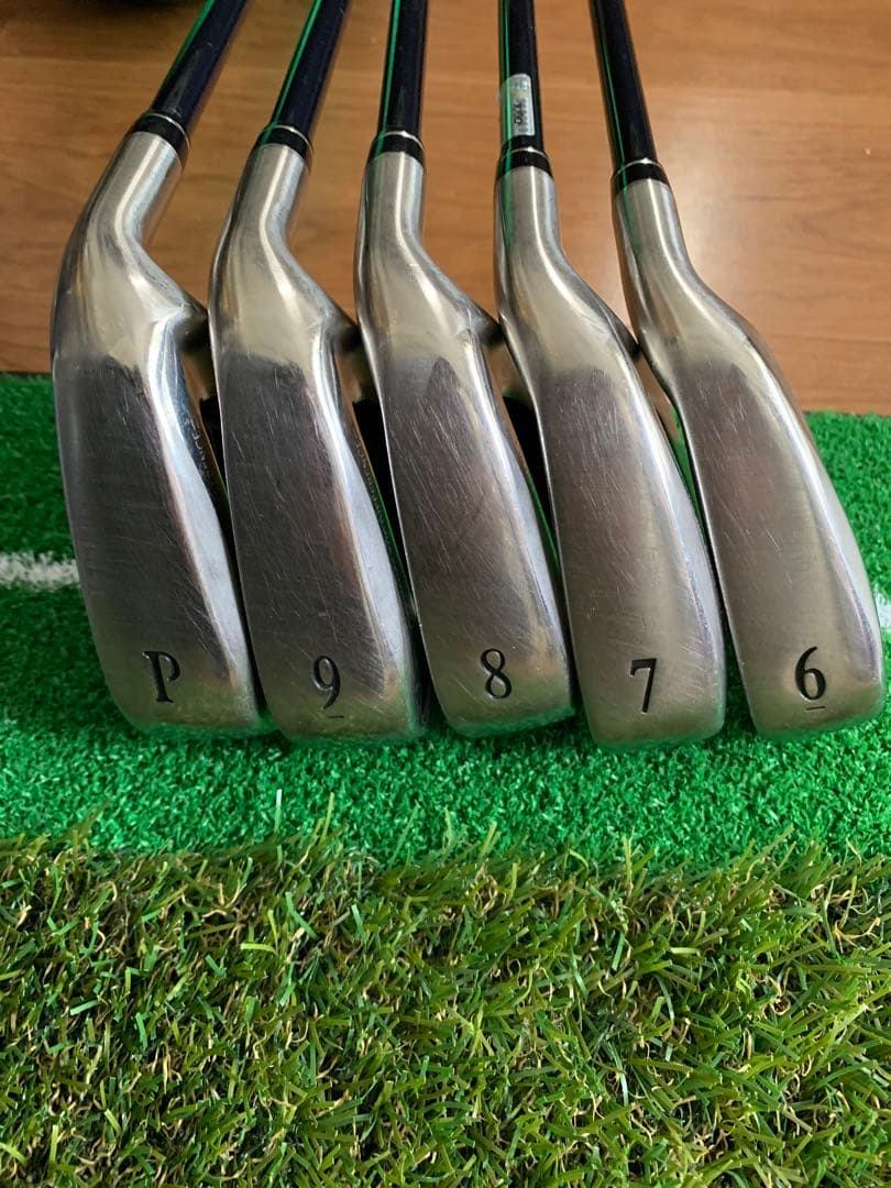 ダンロップ ゼグシオ 12 アイアン5本セット カーボンシャフト Rフレックス