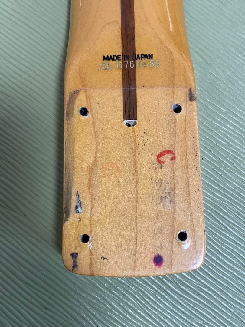 限界突破　fender japan ストラトキャスター　Eシリアル