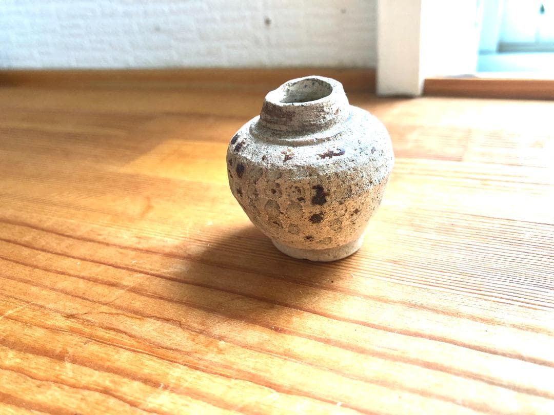 【タイ・骨董】宋胡録（スンコロク）白釉黒斑文 小壺（1301年~1600年）