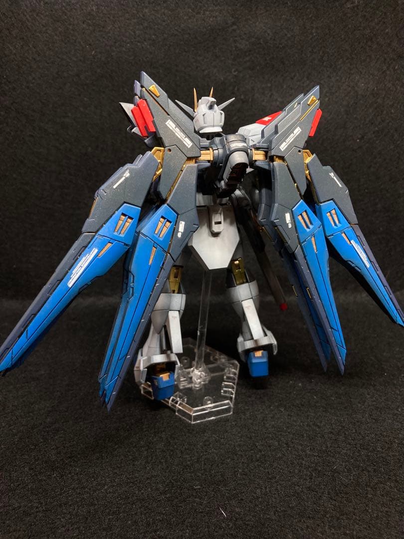HG ストライクフリーダム弍式　塗装済　完成品