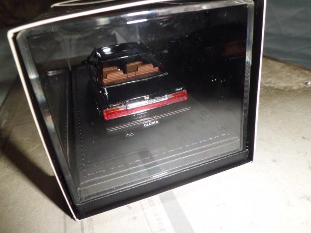 【現状品】1/43 イグニッションモデル グロリア Y30 4ドアHT VIP