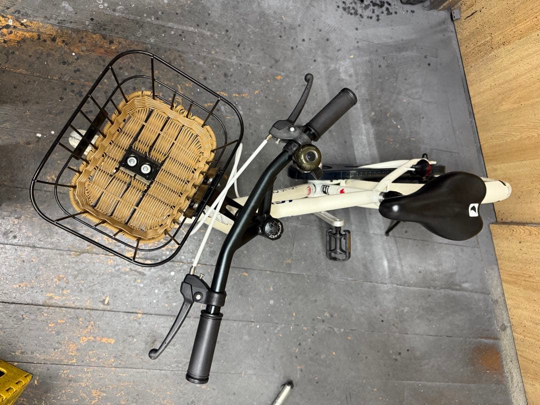 中古車　幼児用　ルイ・ガノ　アルミフレーム(軽量モデル)　18インチ　美品