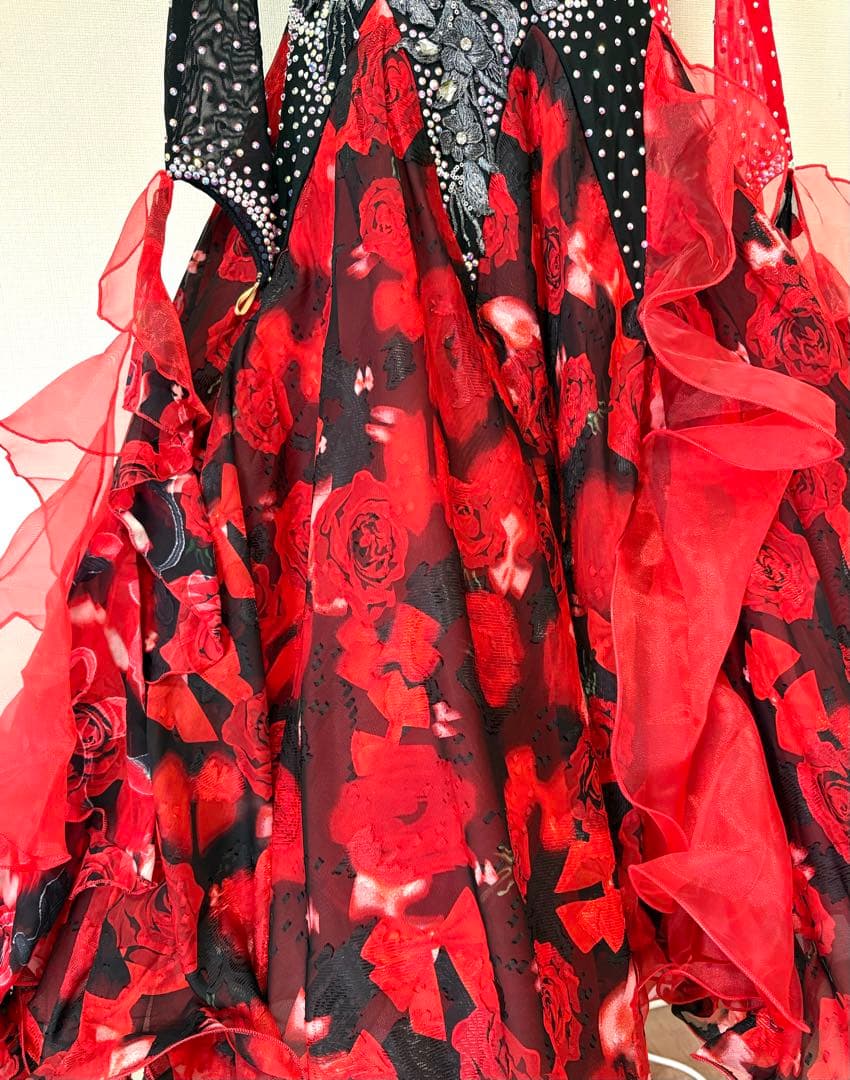 社交ダンス用ドレス　競技用ドレス　モダンドレス　赤