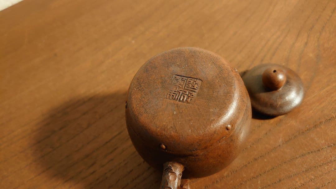 常滑　朱泥　中国美術　古玩　時代急須　１客