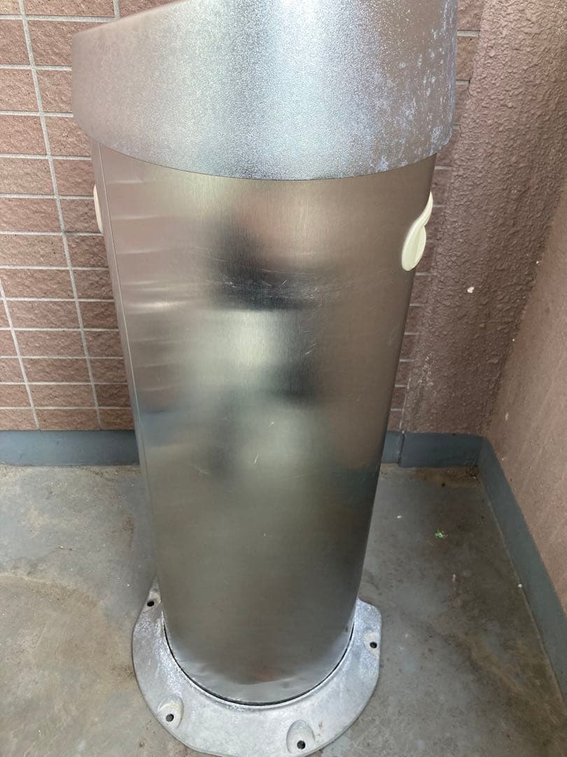 屋外用ステンレス灰皿　jT