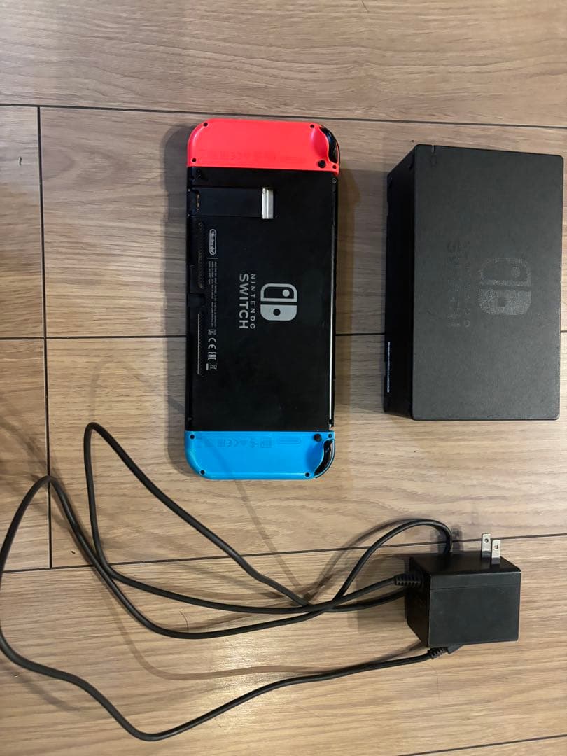 Nintendo Switch 本体 赤/青　ジャンク品