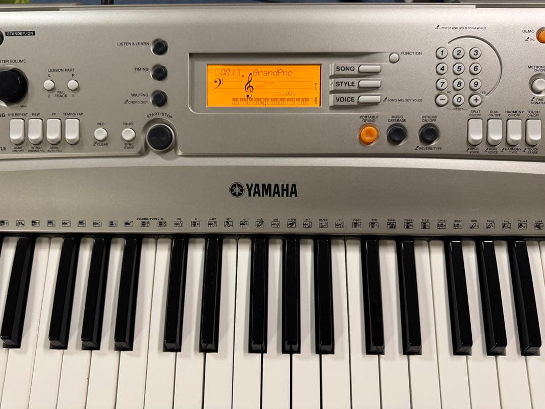 電子ピアノ　YAMAHA　PSR-313 電子キーボード