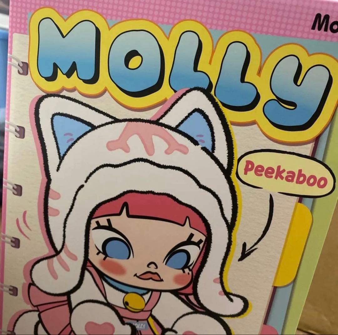 MOLLY Peekaboo 1/8 アクションフィギュア POPMART