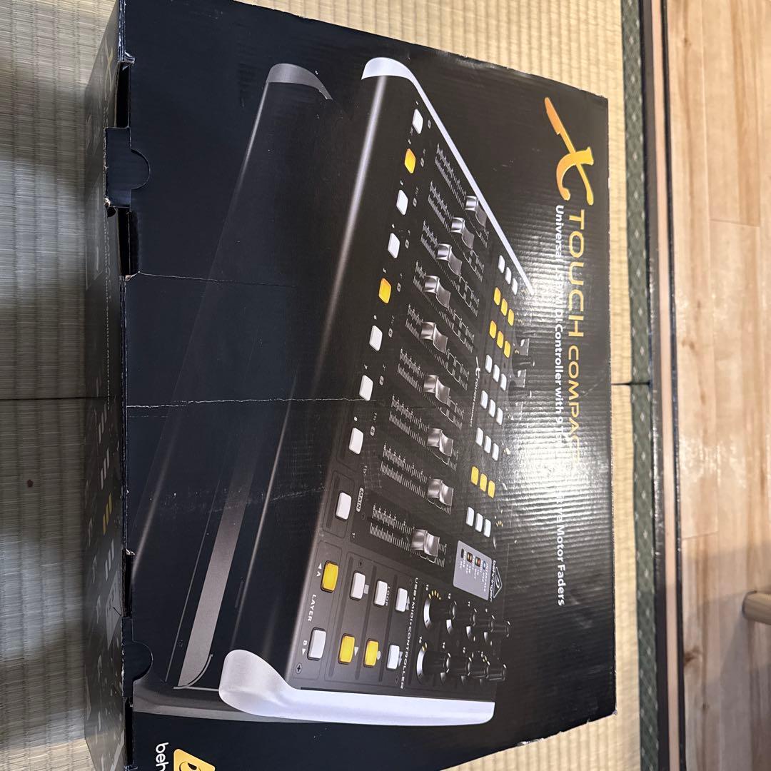 DTM・DAW Behringer X-Touch Compact