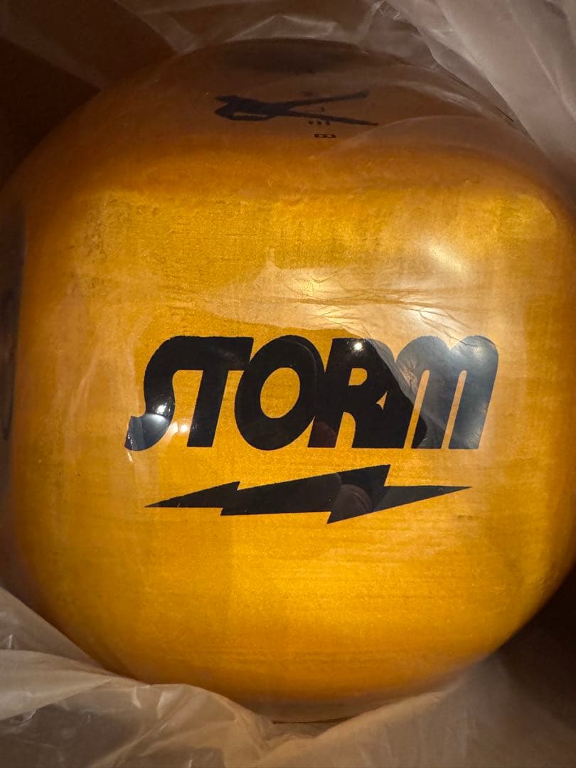 STORM BELMO ゴールド ボウリングボール