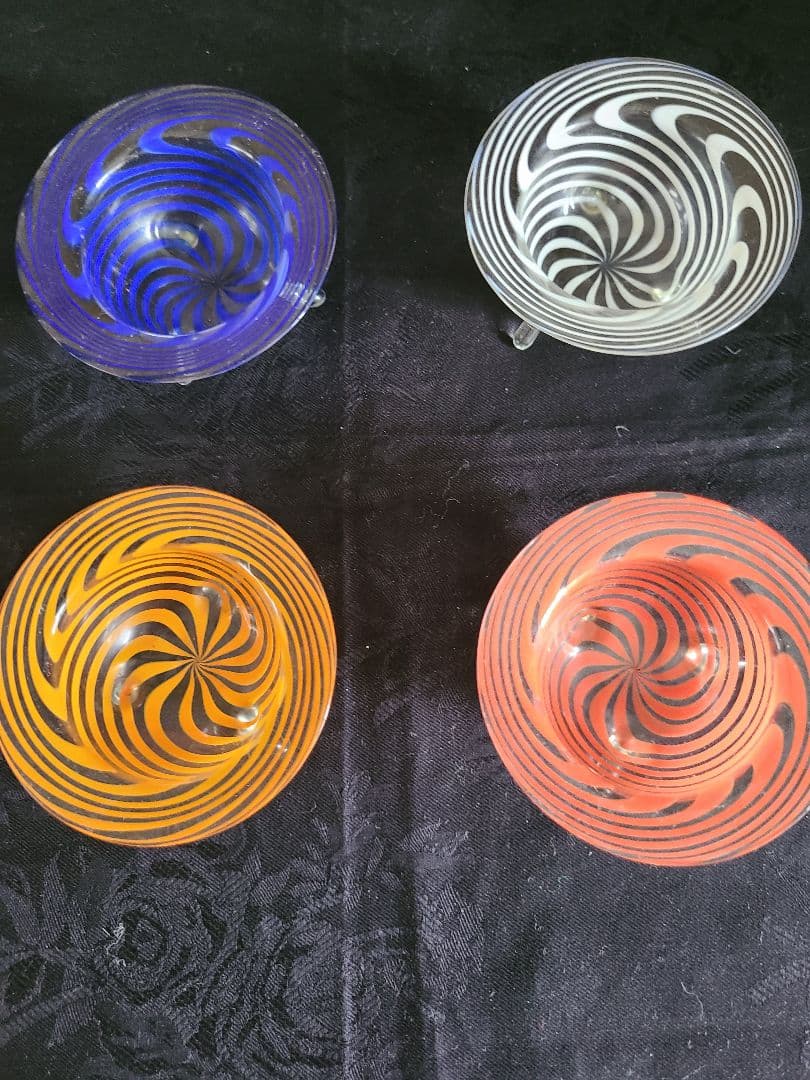 オーストリアアンティークビミニガラス　一客