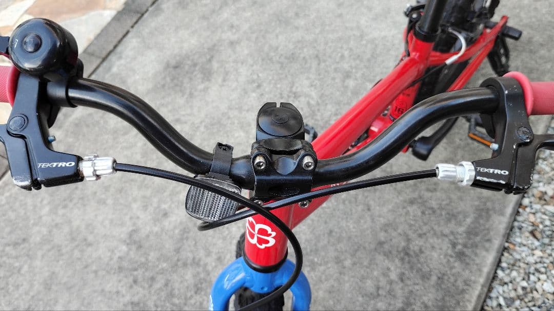 ヨツバサイクル 16インチ 　レッド