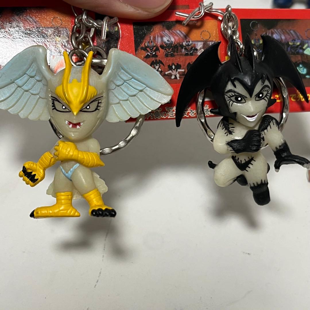 【希少】暗闇で光る　キーホルダー　デビルマン　マジンガーZ コンプ　全7種