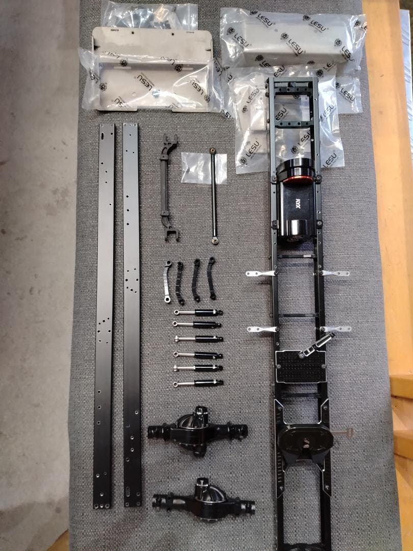 【未使用】タミヤ1/14 キングハウラー系 フルメタルシャーシセット