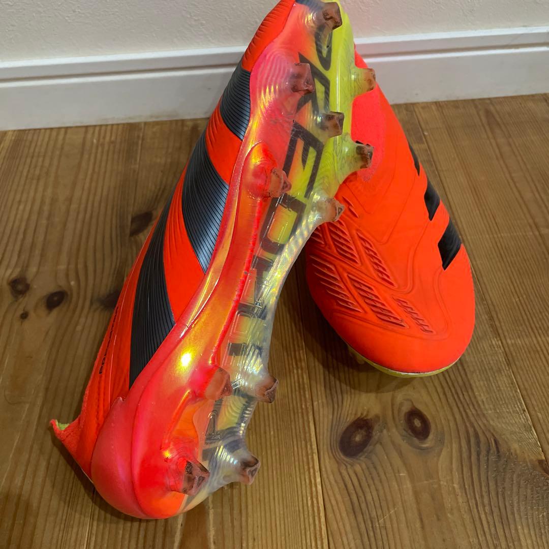 アディダス　プレデター　レースレス　26cm