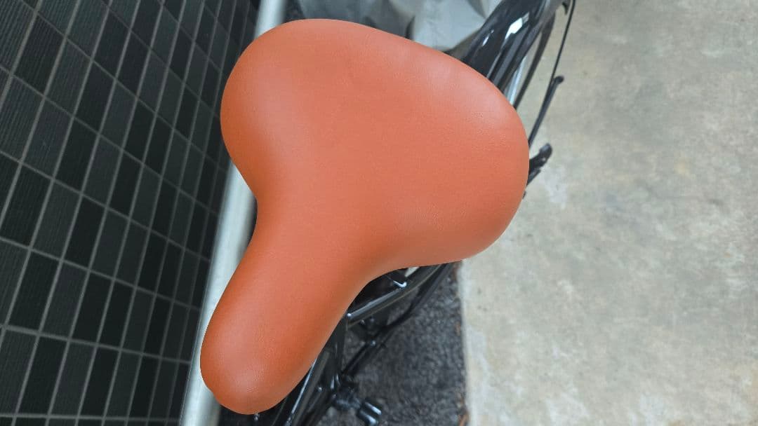 折りたたみ自転車 黒 茶色サドル