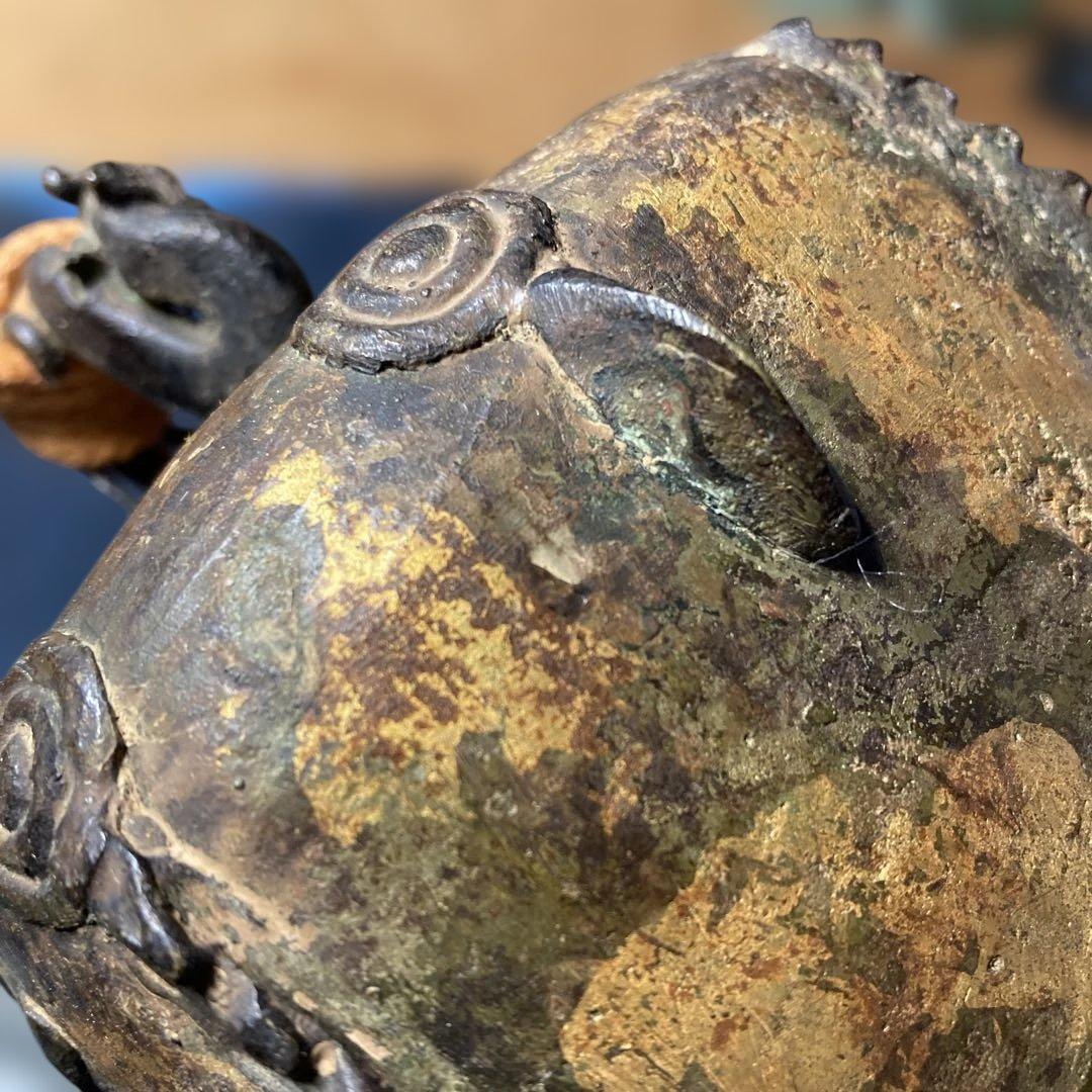 ( T_T)＼(^-^ )何⁇これ、古い五三の桐と梵字の特大の鈴です。