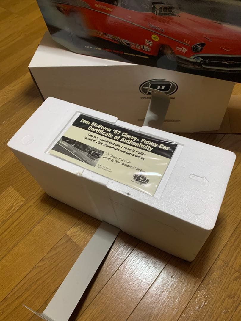 ミニカー 1:16 Tom Mon McEwen 57 Chevy NHRA