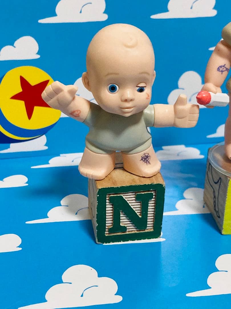 トイストーリー　ビッグベビー　フィギュア　ミニフィギュア ピクサー