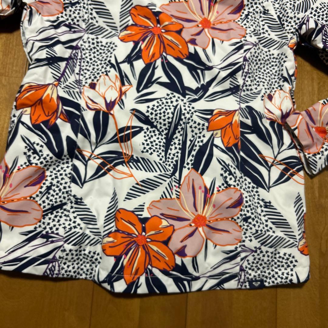 新品！タグ付き！　ROXY 花柄　アウター　スキーウェア　ボードウェア　防寒　S