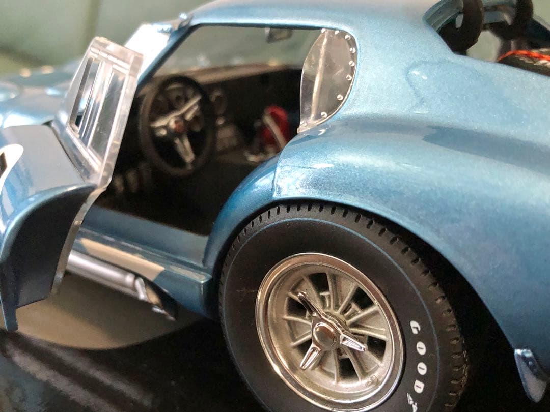 ★絶版レア！￼￼￼エグゾト 1/18 コブラ デイトナ クーペ