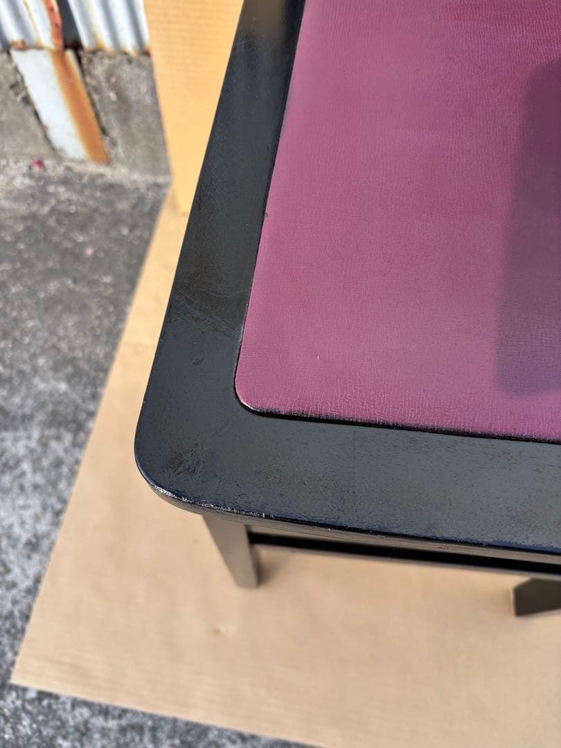 美品　背もたれ付ピアノ椅子　足部フェルト付き　ワインレッド座面②