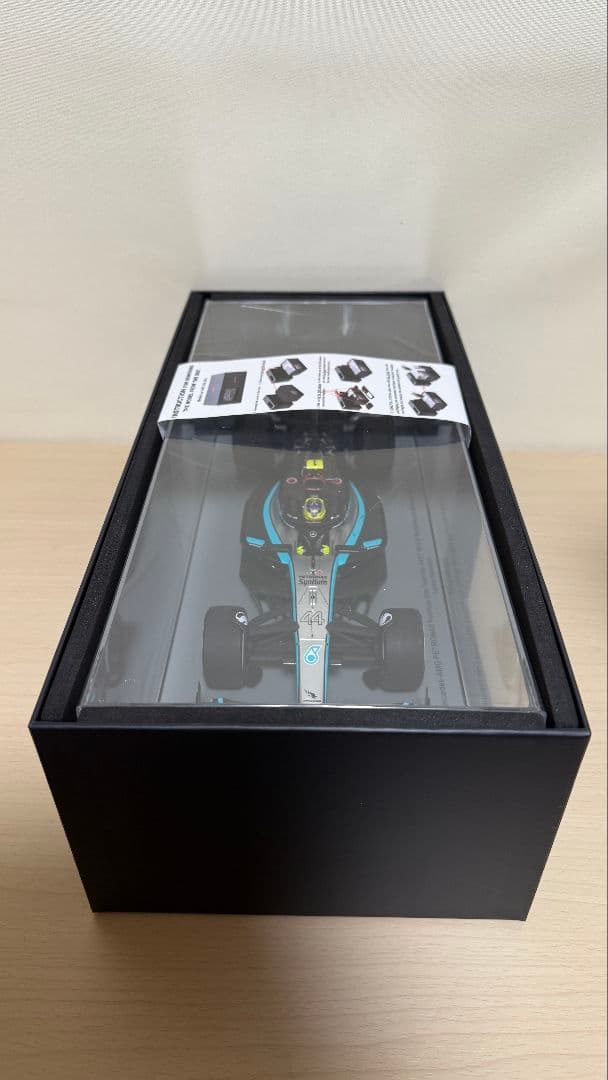 spark 1/18 メルセデスAMGF1 バーレーンGP2024 ハミルトン